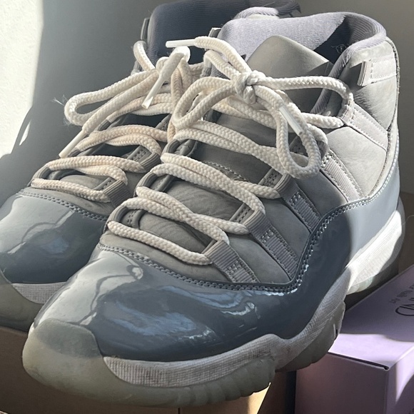 Cool Greys 11s main image 5